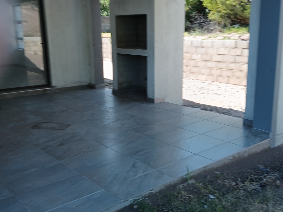 3 Bedroom Property for Sale in Paradise Beach Eastern Cape